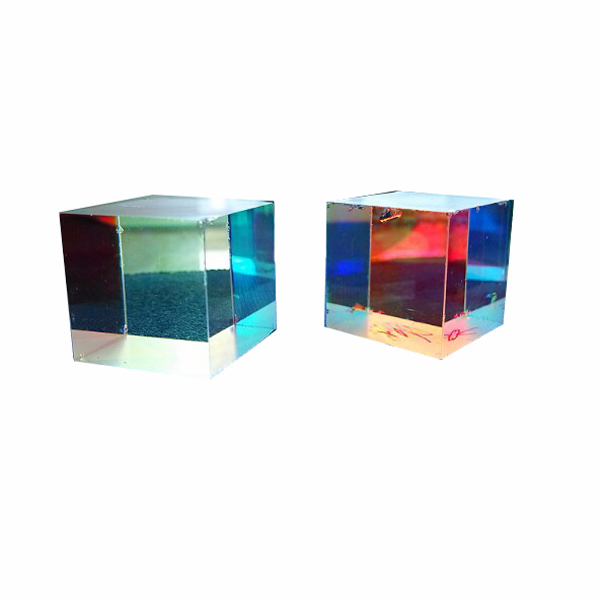 2Pcs 2.2x2.2x2.2cm Optical Glass Educational Prism Cross Dichroic X-Cube Glass Prisms RGB Combiner Decoration Glass Splitter Prism