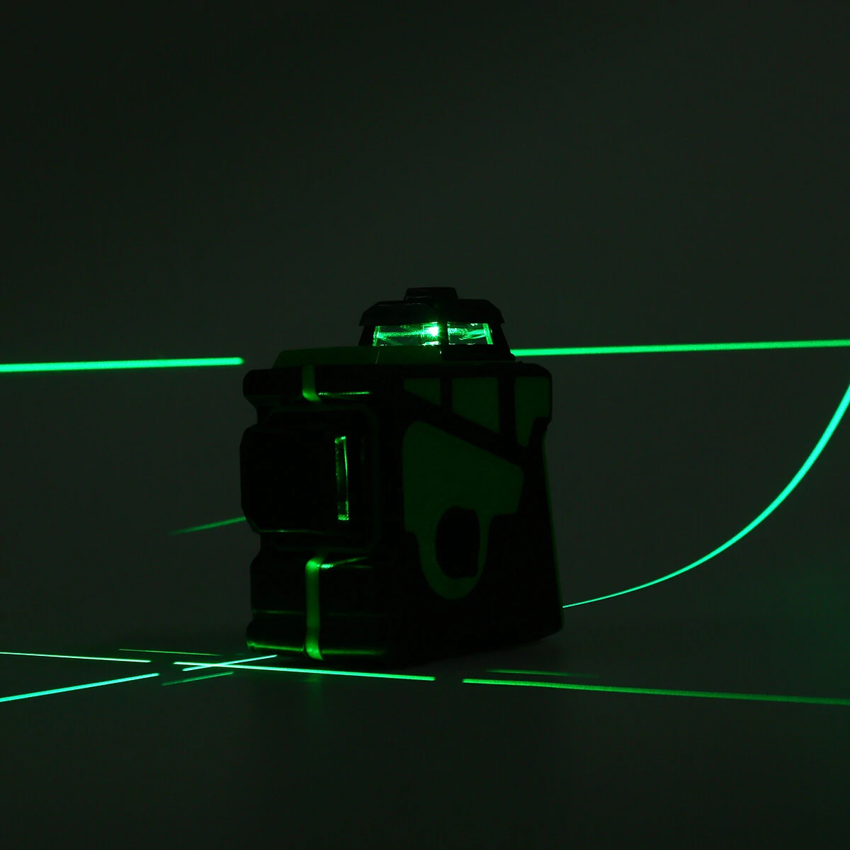 3D 12-Line Green Laser Level | Self-Leveling 360° Rotary Measure Tool - Image 2