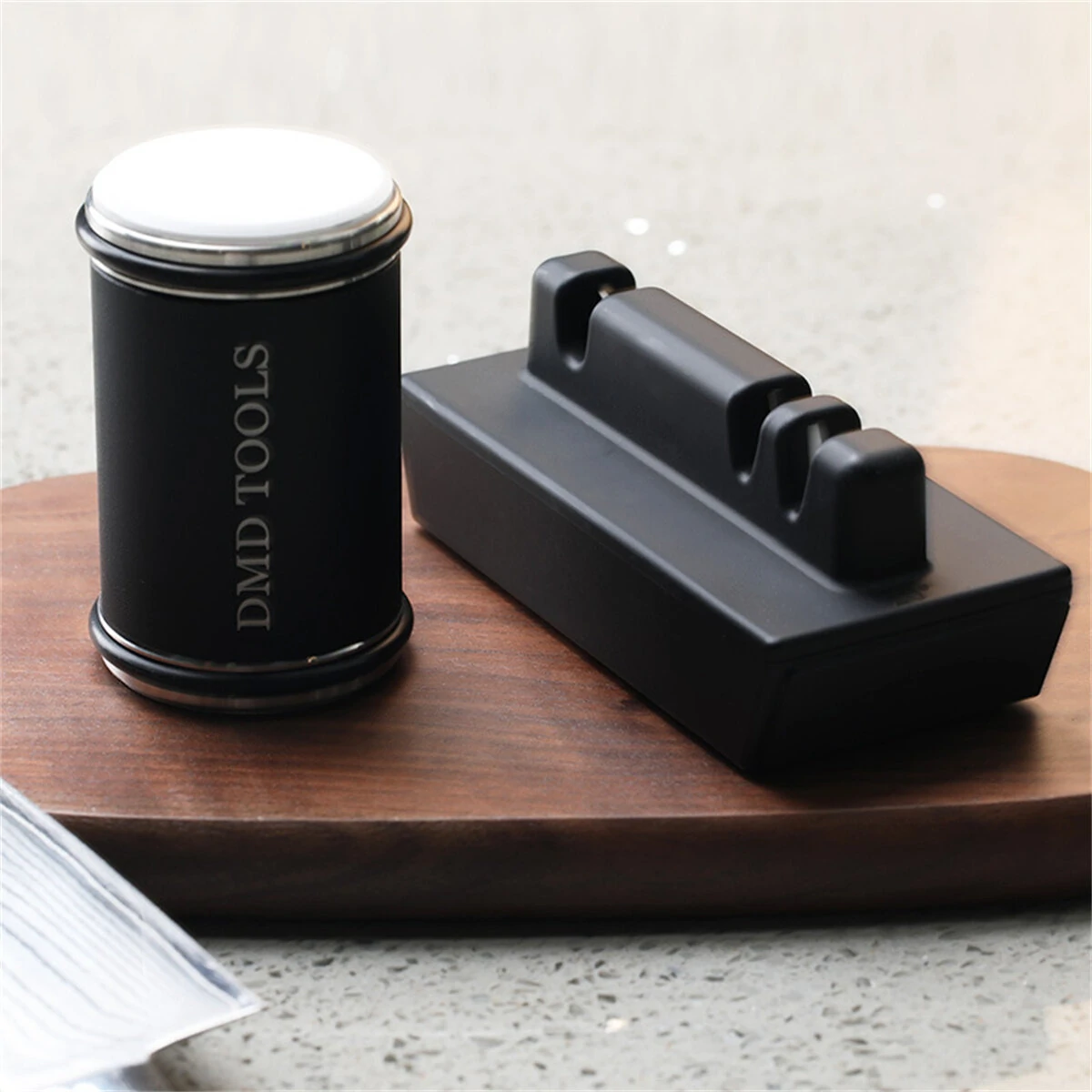 DMD Rolling Knife Sharpener Kit - Diamond & Ceramic Discs - 15/20° Angle Guide - Image 4