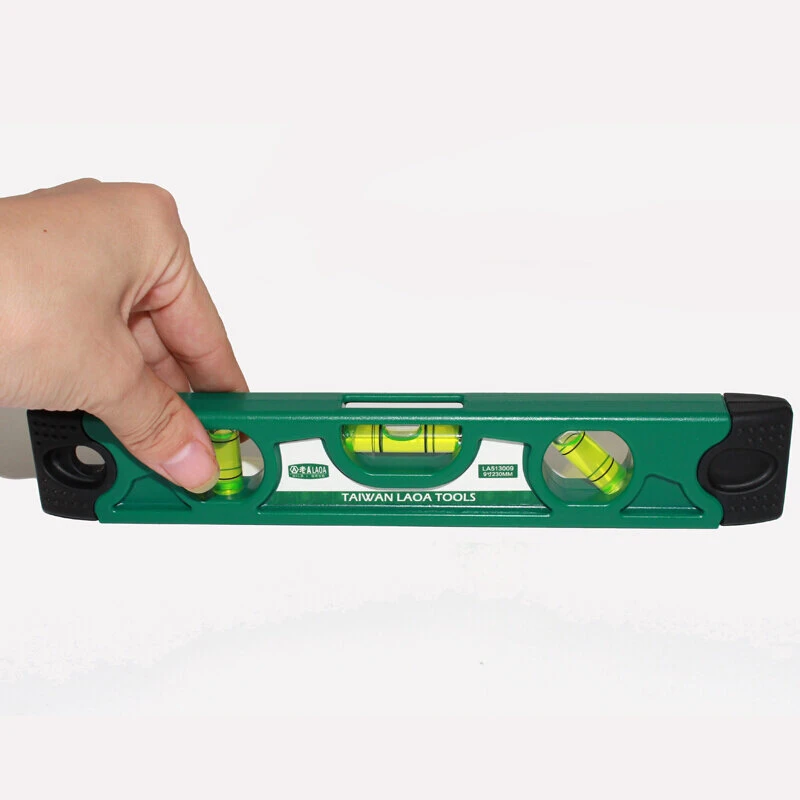 LAOA LA513009 Digital Laser Level Ruler - 230MM Cross Line Laser Leveler & Angle Gauge - Image 3