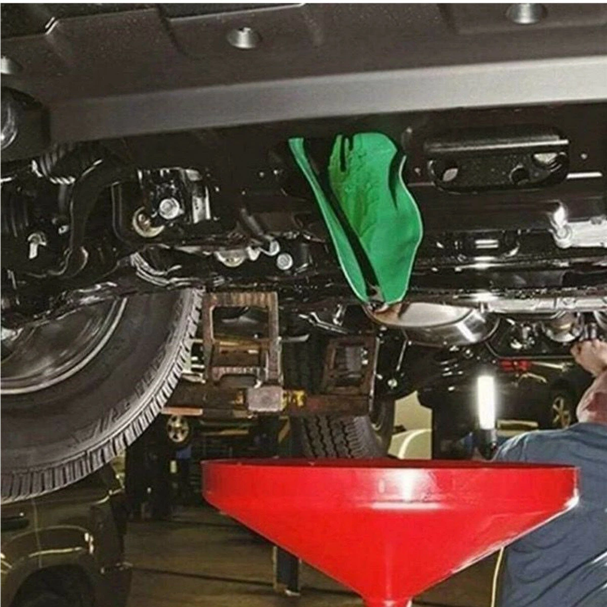 Flexible Oil Drain Funnel Tool - Flexible Drainage Funnel for Easy Oil Changes - Image 2