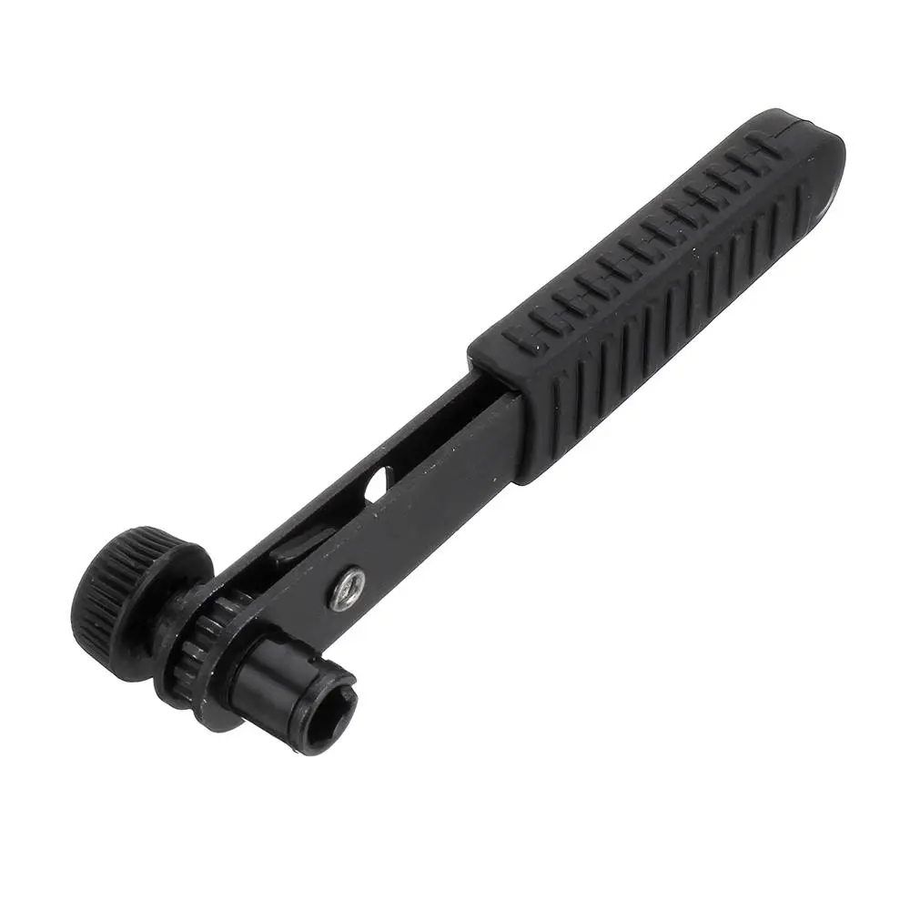 Craftsman 1/4 Inch Mini Rapid Ratchet Wrench | 6.35mm Quick-Release Socket Driver - Image 2