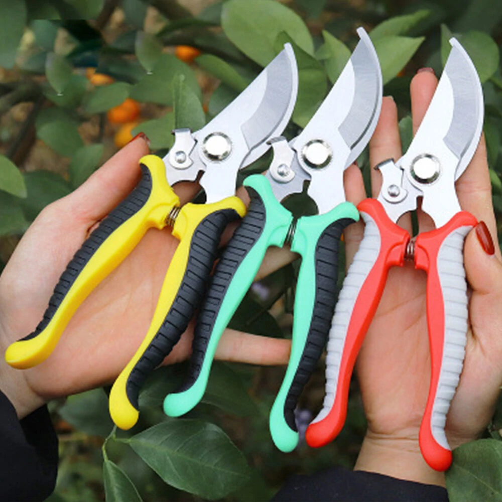Fiskars Professional Bypass Pruning Shears | Sharp Garden Scissors & Tree Trimmers - Image 5