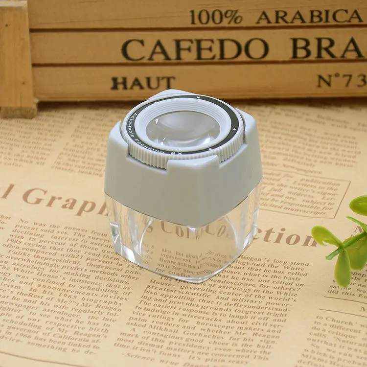 MG13100-1 Desktop Magnifier - 8x Magnification with High Quality ABS Lens - Image 3