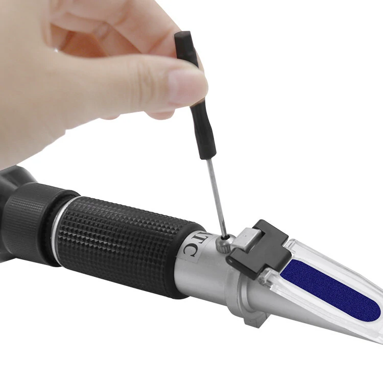 Handheld Refractometer | 0-32% Brix Sugar Tester for Fruits & Grapes | ATC - Image 4