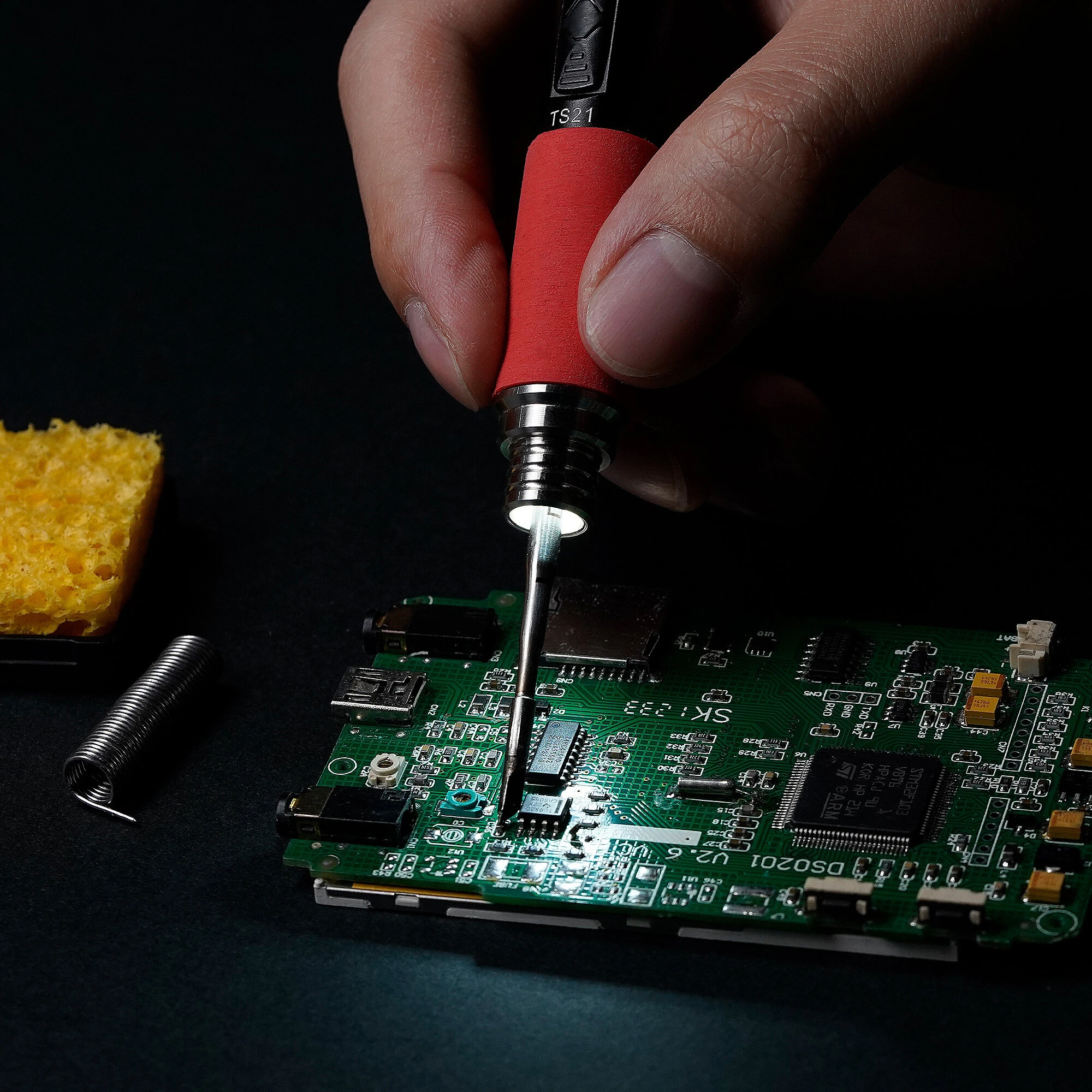 TS21 Precision Soldering Iron 100W | USB-C Fast Heat | Adjustable Temp & OLED Display - Image 5