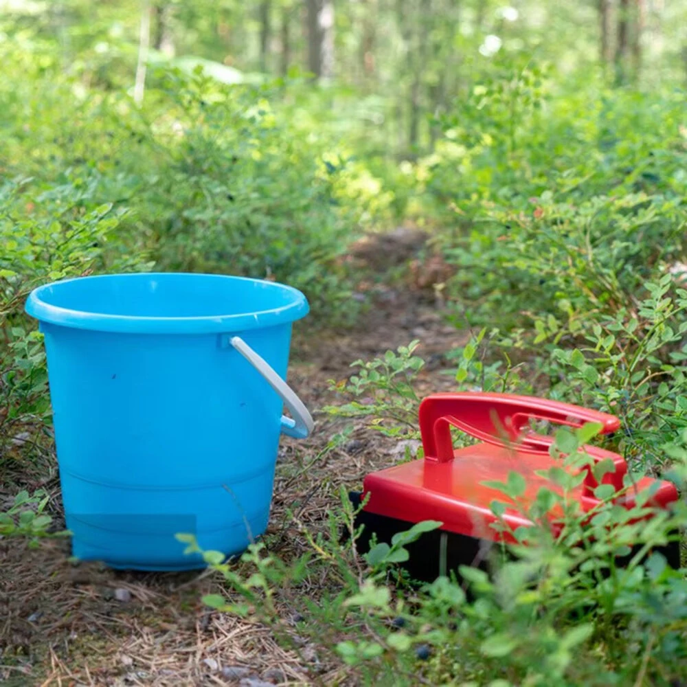 Portable Berry Picker Tool - Metal & Plastic Comb for Blueberries, Blackberries, Currants | Efficient Garden Harvest - Image 4