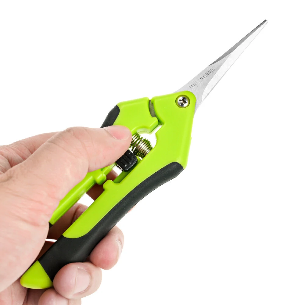 Fiskars Garden Pruning Shears - Stainless Steel Handheld Pruner for Branches & Weeds - Image 4