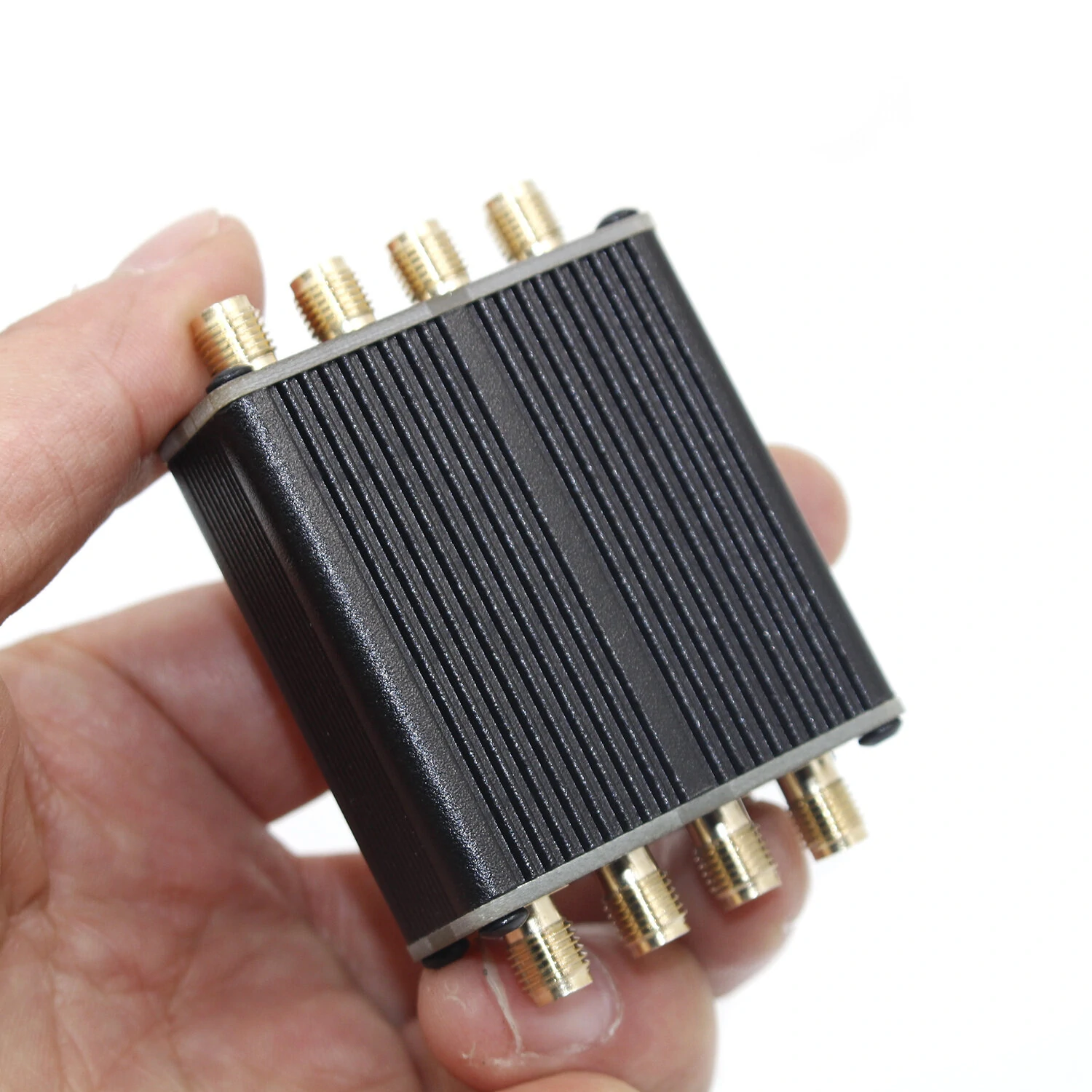 4-in-1 Passive Filter for SDRs & Radios | Wide Frequency Range | Energy Efficient - Image 4