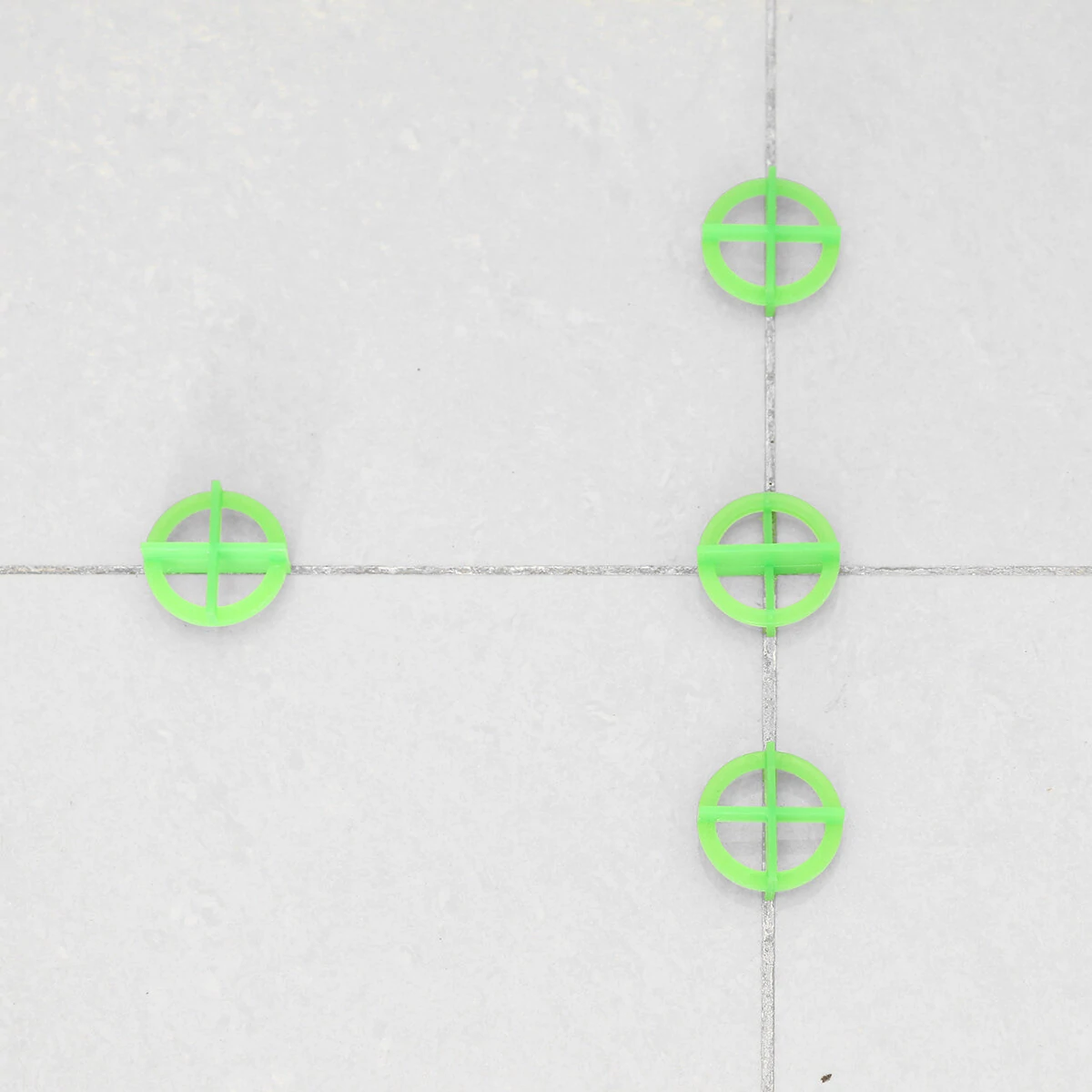 Cross Tile Leveling System - 100Pcs Recyclable Plastic Spacers & Bases - Image 4