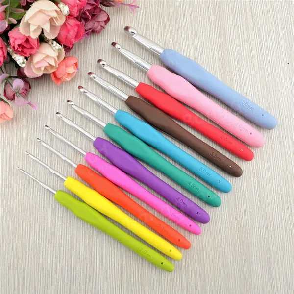 Multicolor Aluminum Weave Crochet Hooks - 11pcs Soft Plastic Handle Knitting Needles - Image 2
