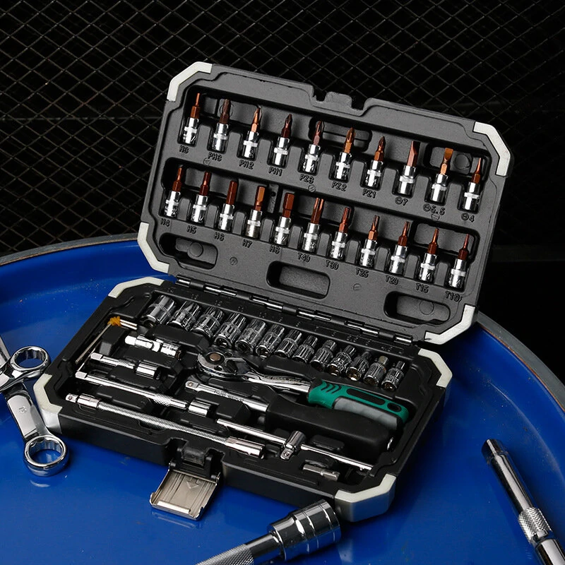 Crescent 46-Piece 1/4-Inch Drive Socket Wrench Set | Auto & Car Repair Tool Kit - Image 4