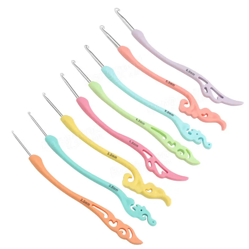 Clover Aluminum Crochet Hooks Set - 8PCS Soft Handle Knitting Needles - Image 5