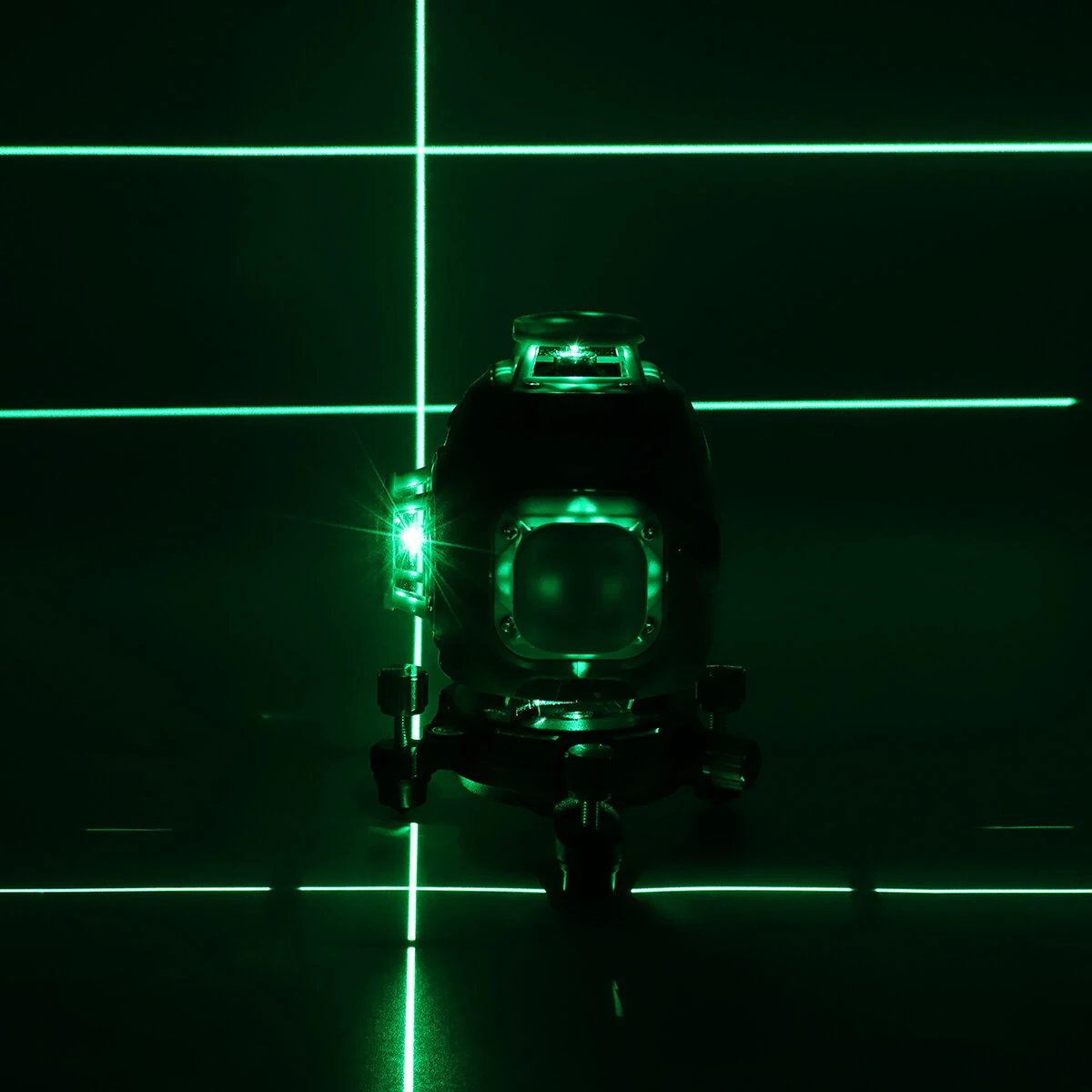 8/12/16 Line 3D Green Laser Level | 360° Rotation Horizontal & Vertical Tool - Image 2