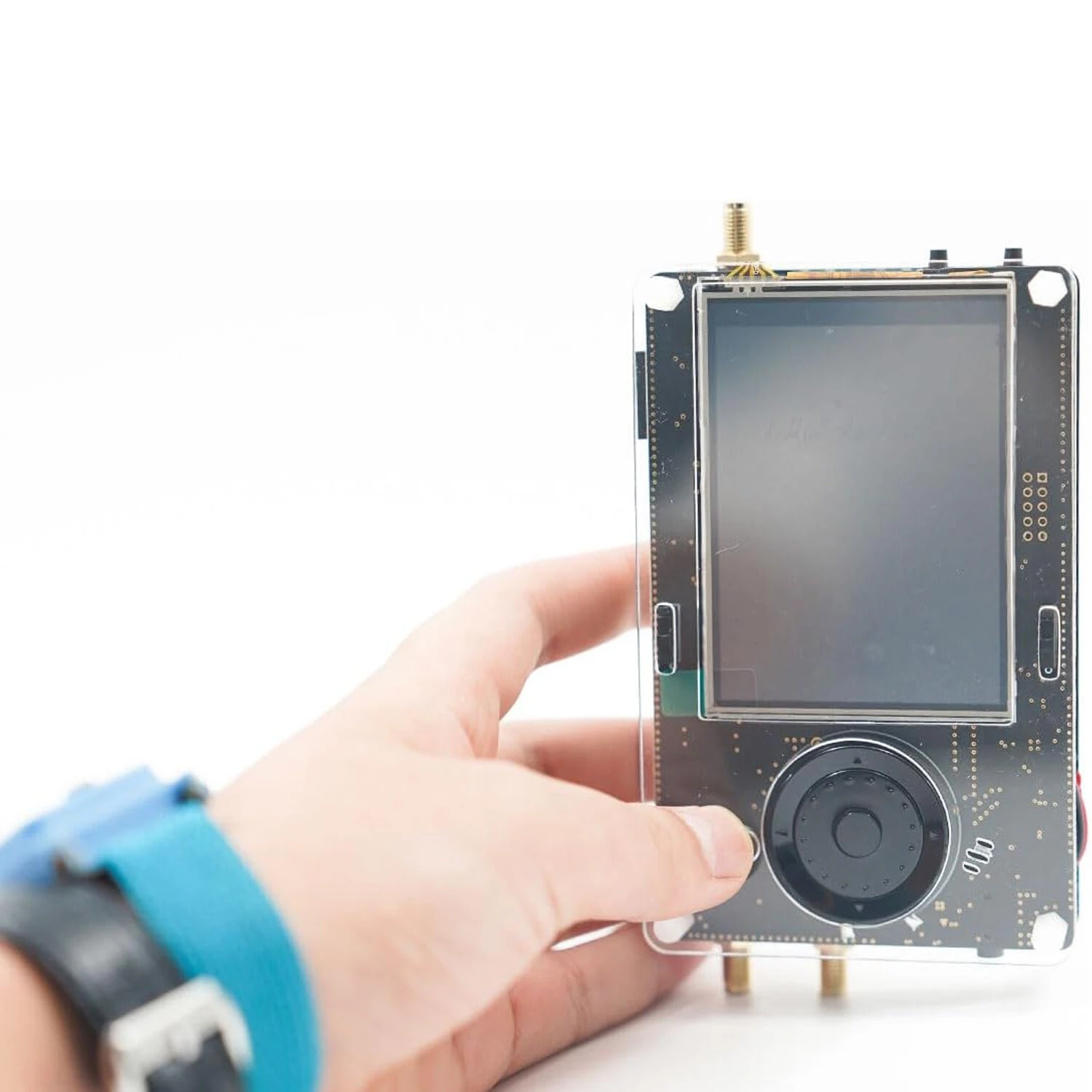 HackRF One PortaPack H4 Kit - 1MHz to 6GHz SDR Transceiver with USB-C - Image 4