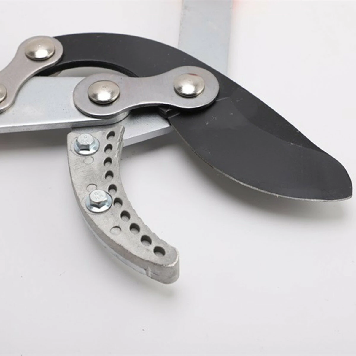 Telescopic Hedge Shear - Ratchet Anvil Pruner with Anti-Slip Grip for Tree Branches - Image 5
