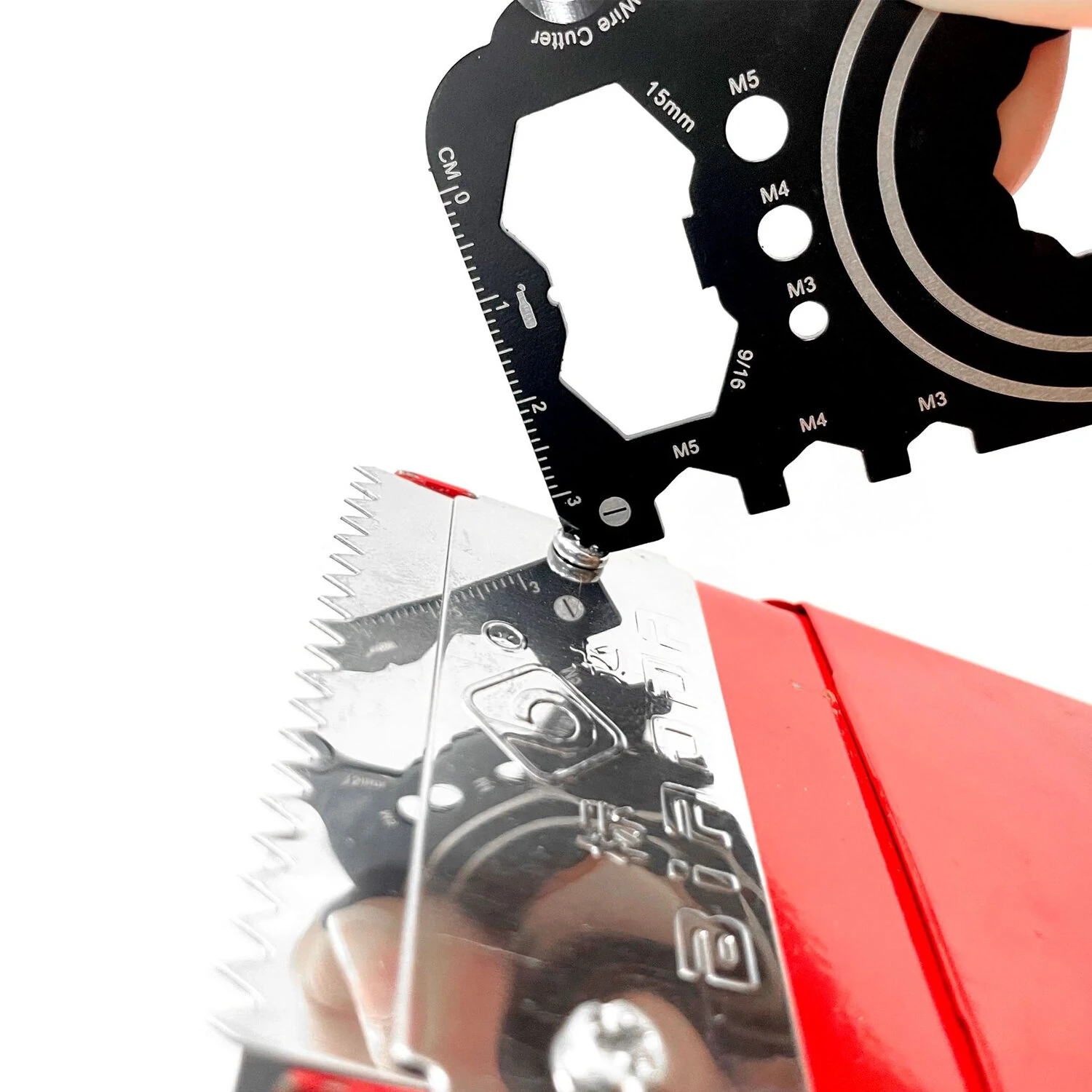 21 in 1 Outdoor Survival Card Multitool - EDC Tool for Camping Hiking Fishing | Perfect Gift - Image 4