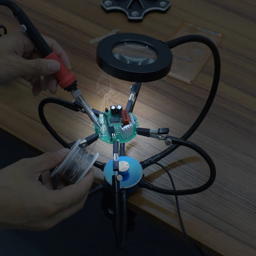 NEWACALOX Soldering Helping Hands - 3X Magnifier with USB Light & Rotary Vise - Image 3