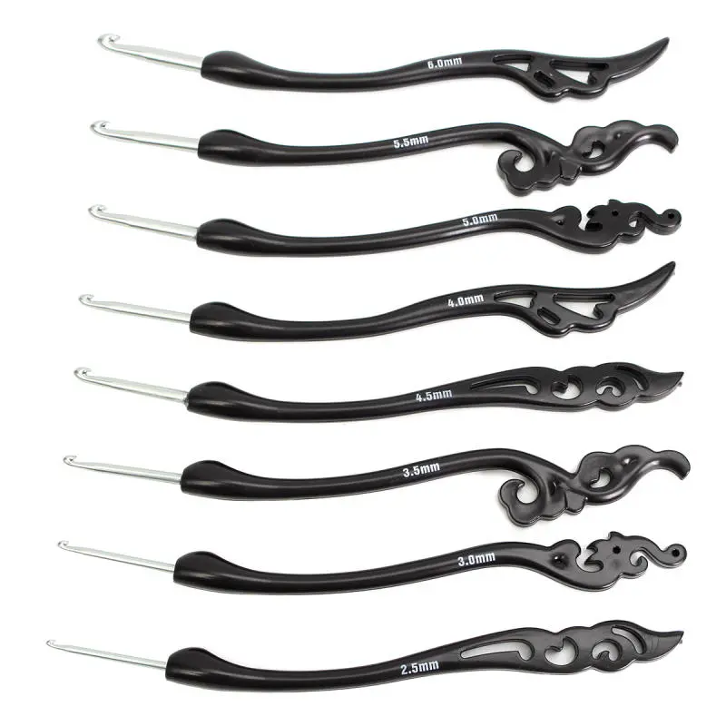 Clover Aluminum Crochet Hooks Set - 8PCS Soft Handle Knitting Needles - Image 3