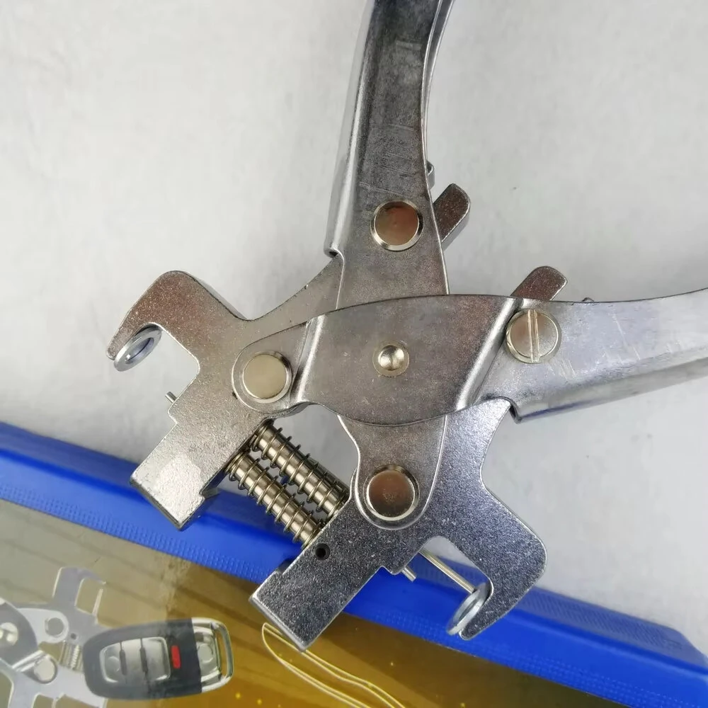 Car Key Disassembly Plier Tool - Replaceable 1.42mm & 1.57mm Pins - Magnetic White Steel - Image 4