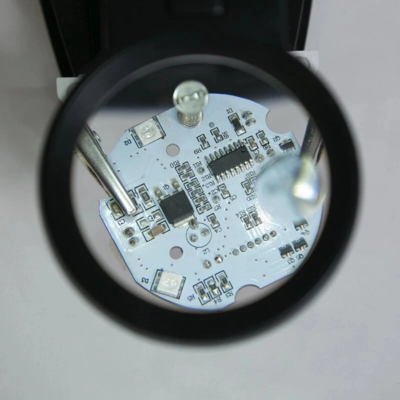 360 Degree Rotating Desktop Magnifier with LED Light - HD Magnifying Glass for Repair & Reading - Image 3
