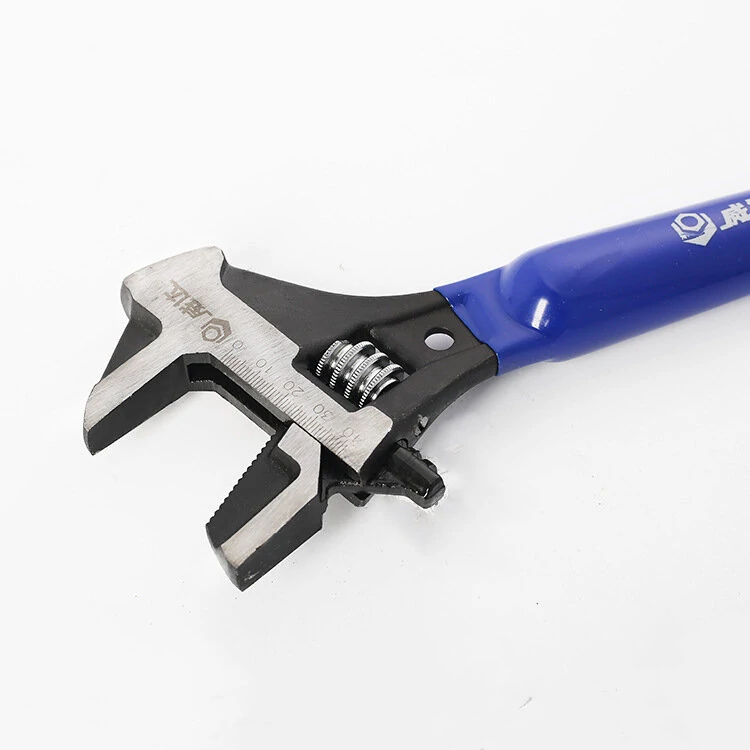 4-in-1 12 Adjustable Pipe Wrench - Universal Grip Tool Kit | Hardware - Image 2