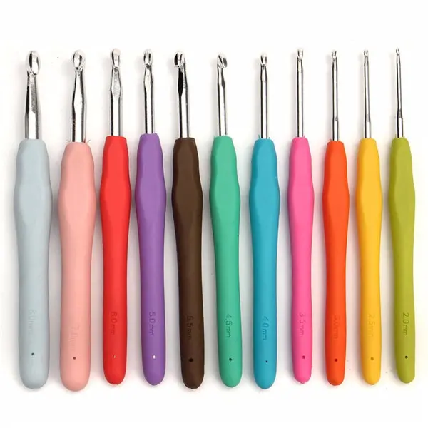 Multicolor Aluminum Weave Crochet Hooks - 11pcs Soft Plastic Handle Knitting Needles