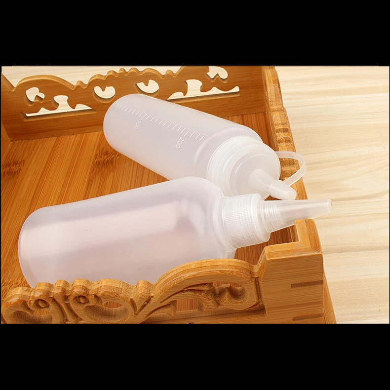 MYTEC 500ml Pointed Mouth Dispensing Bottle | White Plastic for Latex & Woodworking